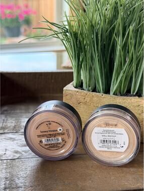 2 bareMinerals Concealers: Honey Bisque 3B & Well-Rested Eyes Brightener 2g each